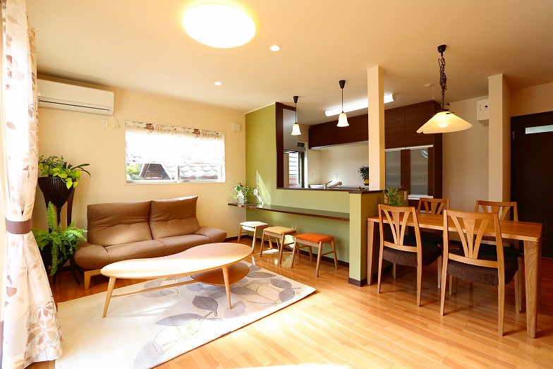 リビングダイニング